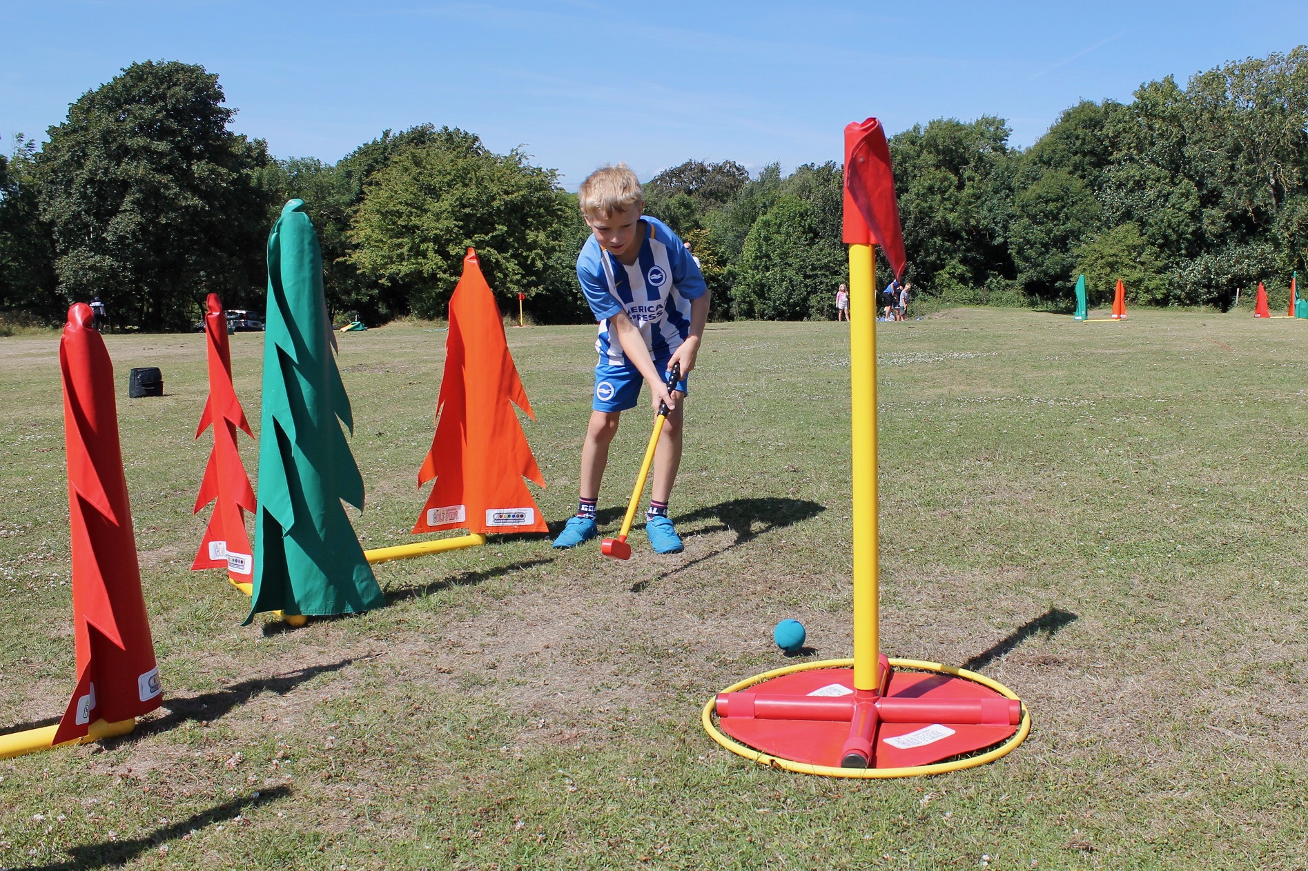 Albion in the Community teams up with Brighton Junior Golf to provide fun day out